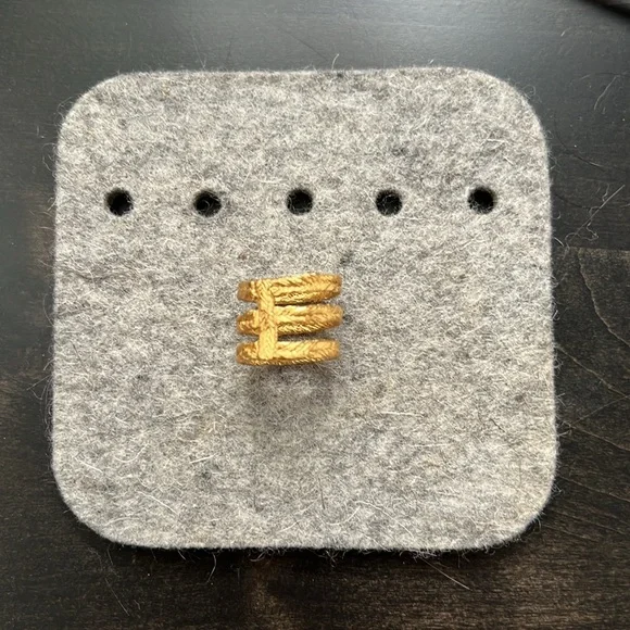 Merewif gold plated brass ring. Size 8 - Picture 2 of 5